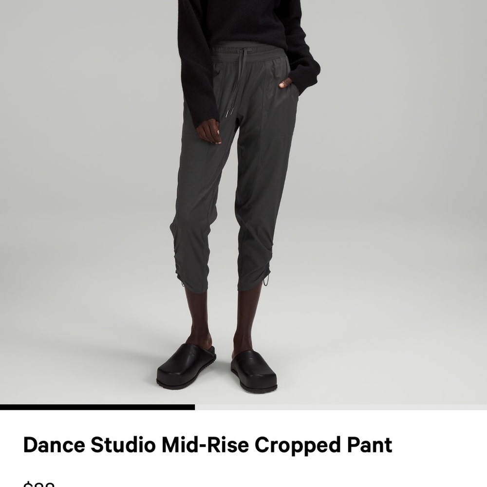 Lululemon Dance Studio cropped pant in good condition